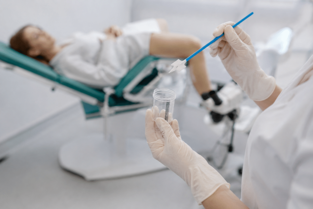 Testul Babeș-Papanicolau pentru prevenția cancerului de col uterin